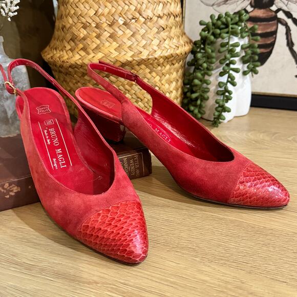 BBRUNO MAGLI Red VTG Pumps SZ 9 AA Cap Toe Slingback Heels Suede Snake Embossed - Picture 1 of 10